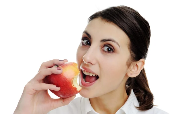 Güzel bir kadın elma yiyor. — Stok fotoğraf