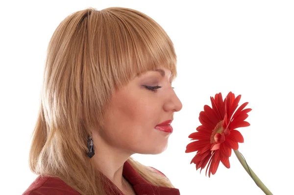 Kırmızı çiçekli kırmızı kız — Stok fotoğraf