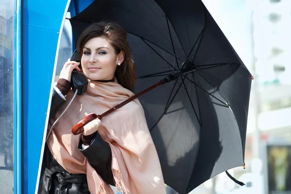 Girl with umbrela — Stock Photo, Image