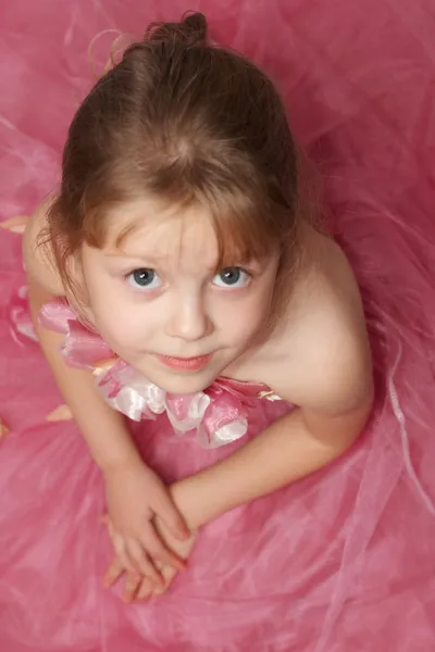 Milá dívka v růžovém — Stock fotografie