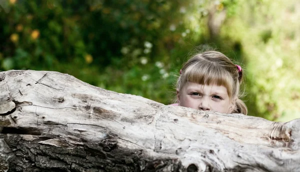 Child outdoors — Stock Photo, Image