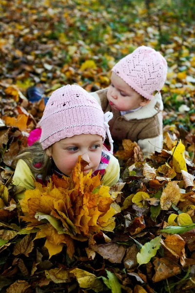 Children in a park — Stock Photo, Image