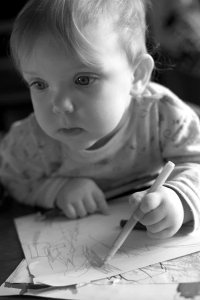 Рисование ребенка — стоковое фото