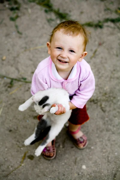 Bebé-niña feliz —  Fotos de Stock