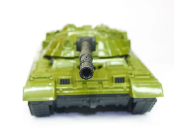 Игрушечный зеленый танк — стоковое фото