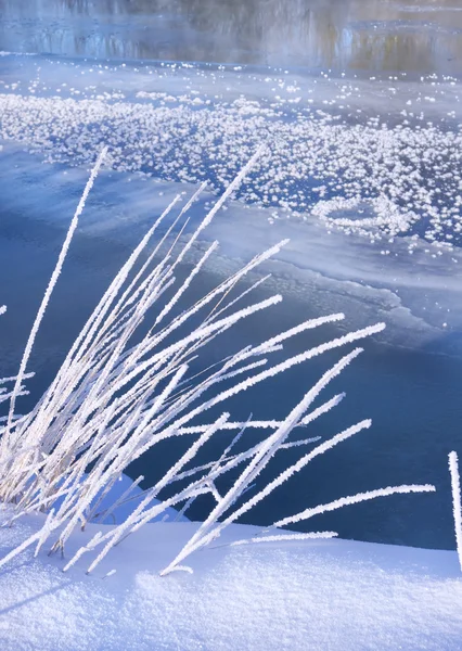 Frozen river — Stock Photo, Image