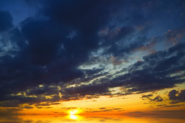 夕方の空の背景. — ストック写真