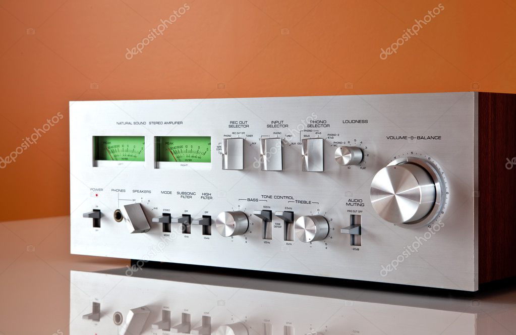 Stereo Vintage Amplifier