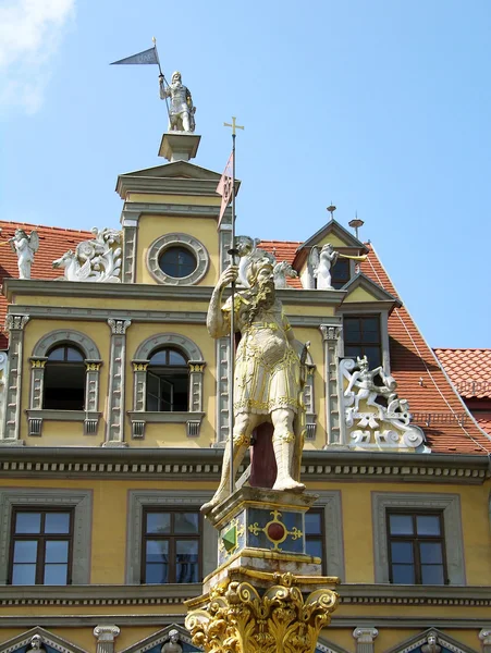 Estátua de Ronald e Red Ox House, Erfurt, Alemanha — Fotografia de Stock