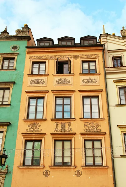 Vecchi edifici sulla piazza centrale di Varsavia — Foto Stock