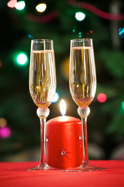 Natura morta di Natale con un bicchiere di champagne — Foto Stock