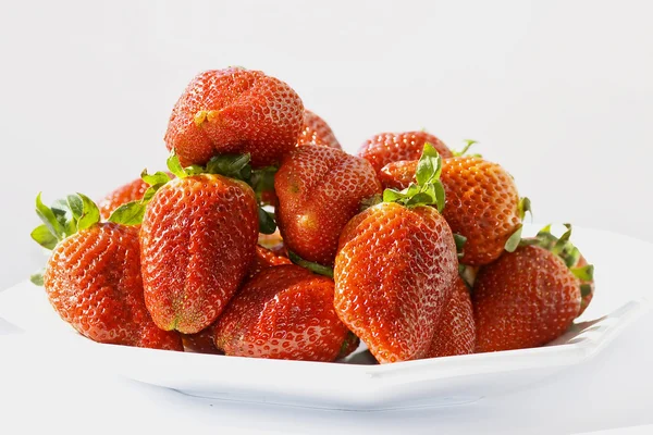 Verse rijpe aardbeien — Stockfoto