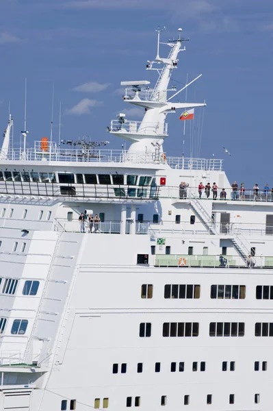 Witte cruiseschip — Stockfoto