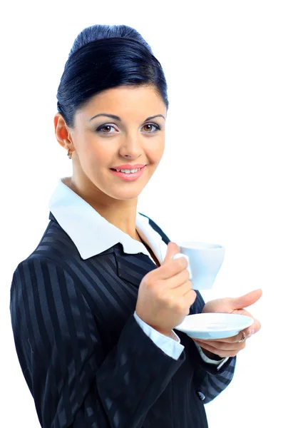 Портрет щасливої усміхненої ділової жінки, що п'є каву, ізольовані над w — стокове фото