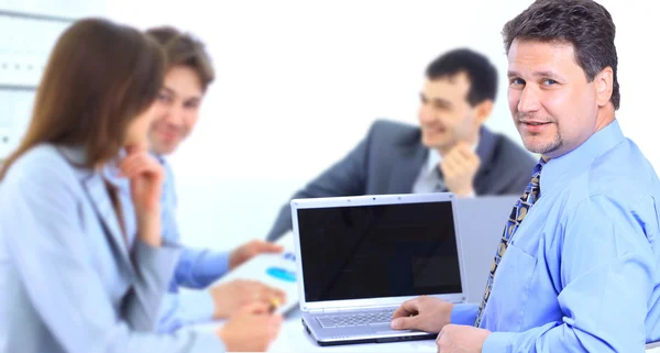Grupp av företag i ett möte på kontoret - personalmöte — Stockfoto
