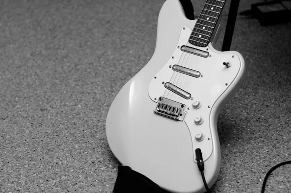 Электрическая гитара — стоковое фото