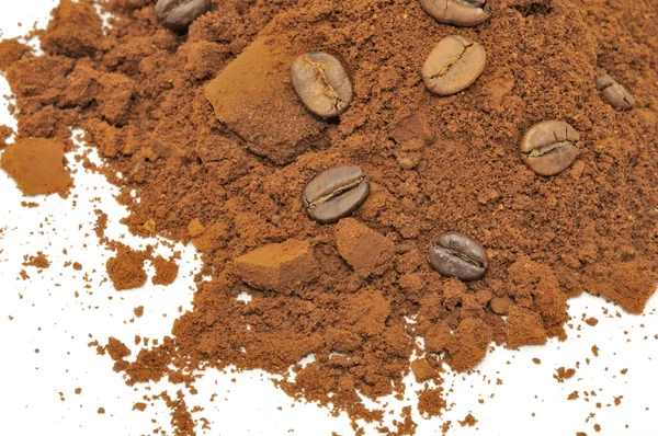 Ground Coffee and Coffee Beans — Stock Photo, Image