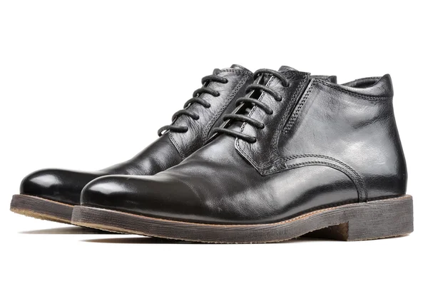 Klasyczne czarne skórzane buty męskie — Zdjęcie stockowe