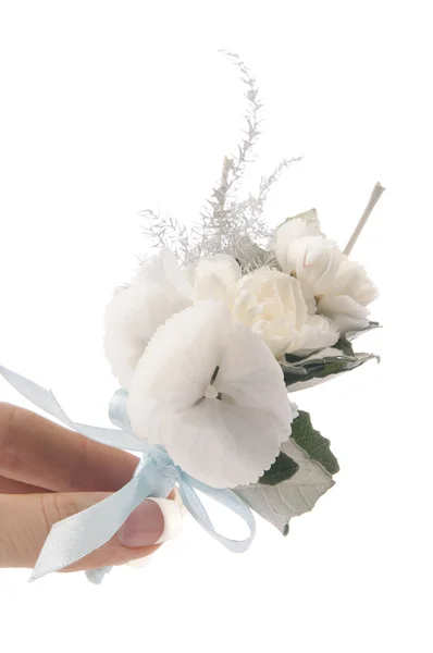 Elinde beyaz çiçekler — Stok fotoğraf