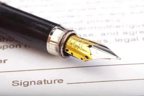 Penna och signatur — Stockfoto
