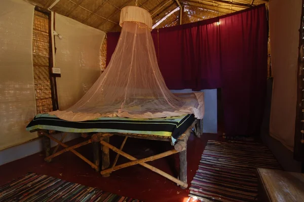 Бунгало. бамбуковий будинок Індії — Безкоштовне стокове фото