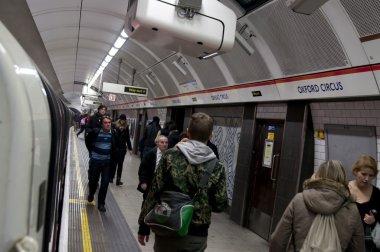 Oxford circus Londra metro