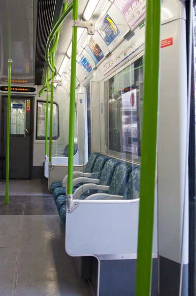 Londra yeraltı tren iç — Stok fotoğraf