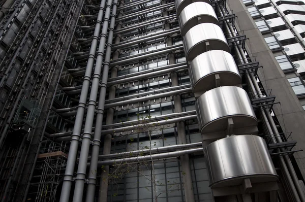 Вид на Ллойд будівлі у Лондоні, Англія, Велика Британія — стокове фото