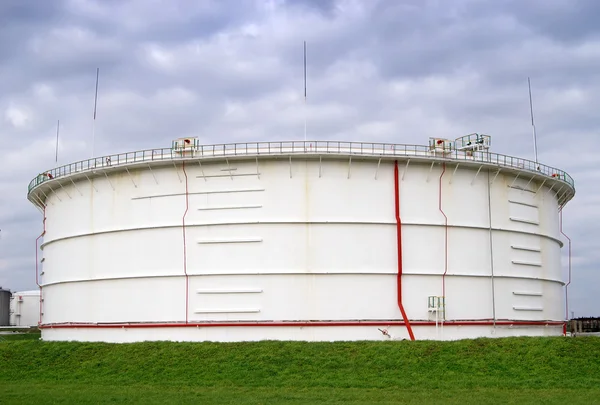 Storage oil reservoir — Stock Photo, Image