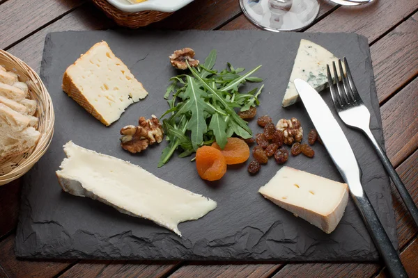 French & Irish Cheese Platter — Stock Photo, Image