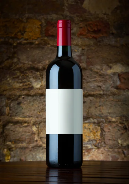 Bouteille de vin rouge — Photo