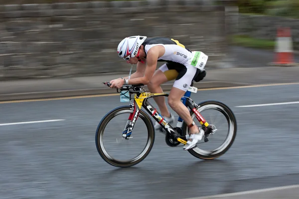 Cyclist, Kenneth Heney (78), panning technique — Stock Photo, Image