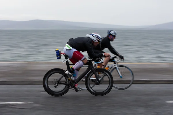 Cycliste, Stephen O'Reilly (511), technique de panoramique — Photo