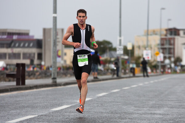 Оуэн Камминс (12)
)