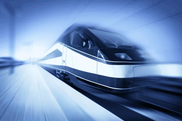 Train in motion, monochromatic — Stock Photo, Image