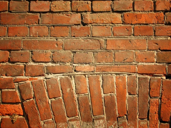 Verwitterte alte Ziegelmauer — Stockfoto