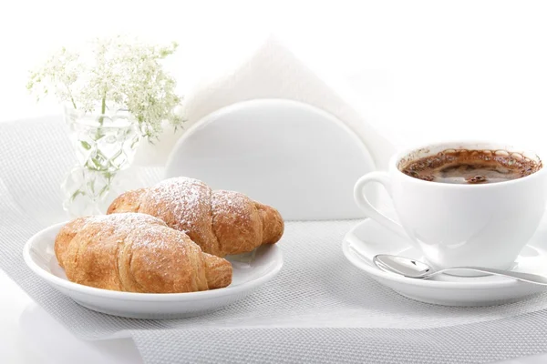 Kávé és croissant — Stock Fotó