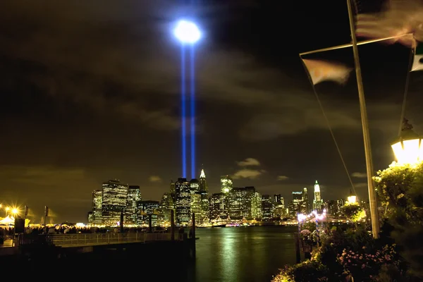 911 WTC Memorial Light Homenagem no centro de Manhattan — Fotografia de Stock