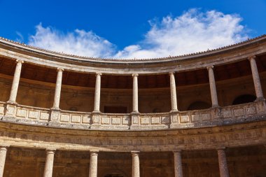 Merkez avluda alhambra palace, granada, İspanya