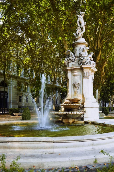 Fontana a Madrid, Spagna — Foto Stock