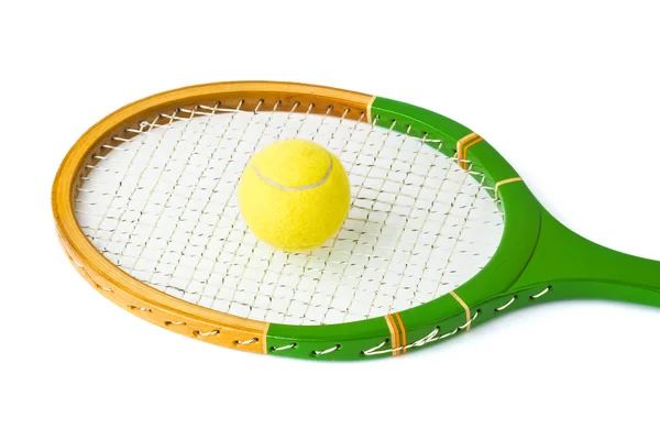 Rakieta tenisowa i piłka — Zdjęcie stockowe