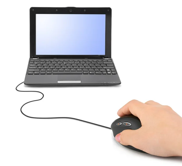 Hand med datormus och bärbara — Stockfoto