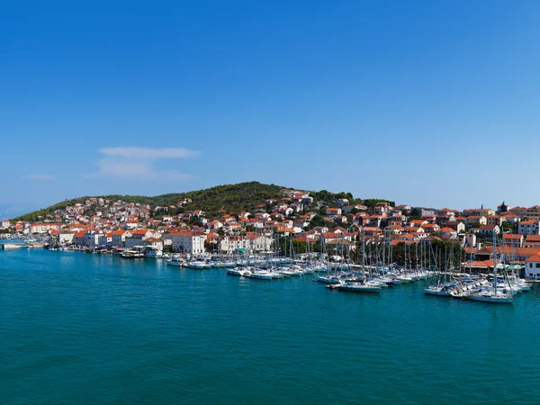 Puerto de Trogir en Croacia — Foto de Stock