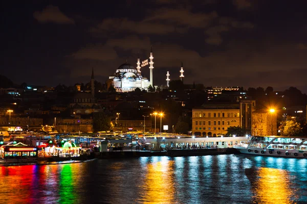 Istanbul Turkey at night — Stock Photo, Image