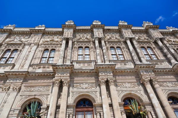 Dolmabahce Palace at Istanbul Turkey — Stock Photo, Image