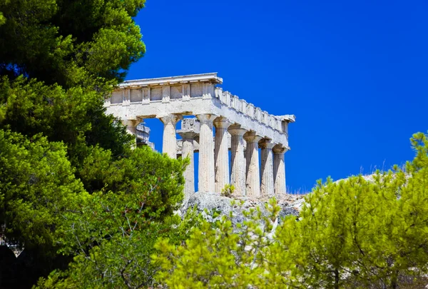 Ruiny chrámu na ostrově aegina, Řecko — Stock fotografie