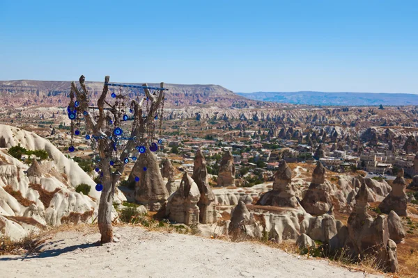 Amulette des arbres et des yeux mauvais en Cappadoce Turquie — Photo