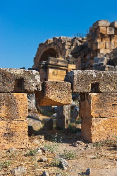 Παλιά ερείπια στο Παμούκαλε Τουρκία — Φωτογραφία Αρχείου
