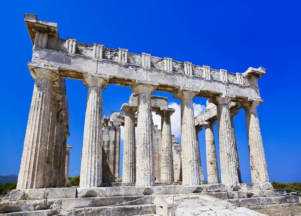 Ruínas do templo na ilha Aegina, Grécia — Fotografia de Stock