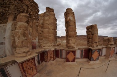 colonnade antik masada Sarayı balıkgözü görünümü
